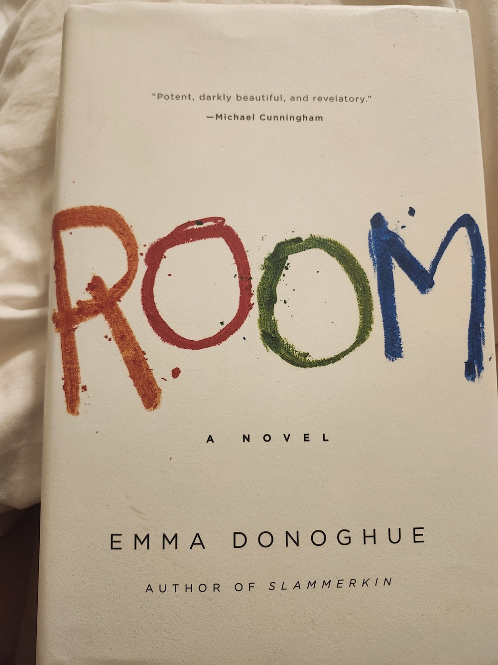 Room By Emma Dpnoghue